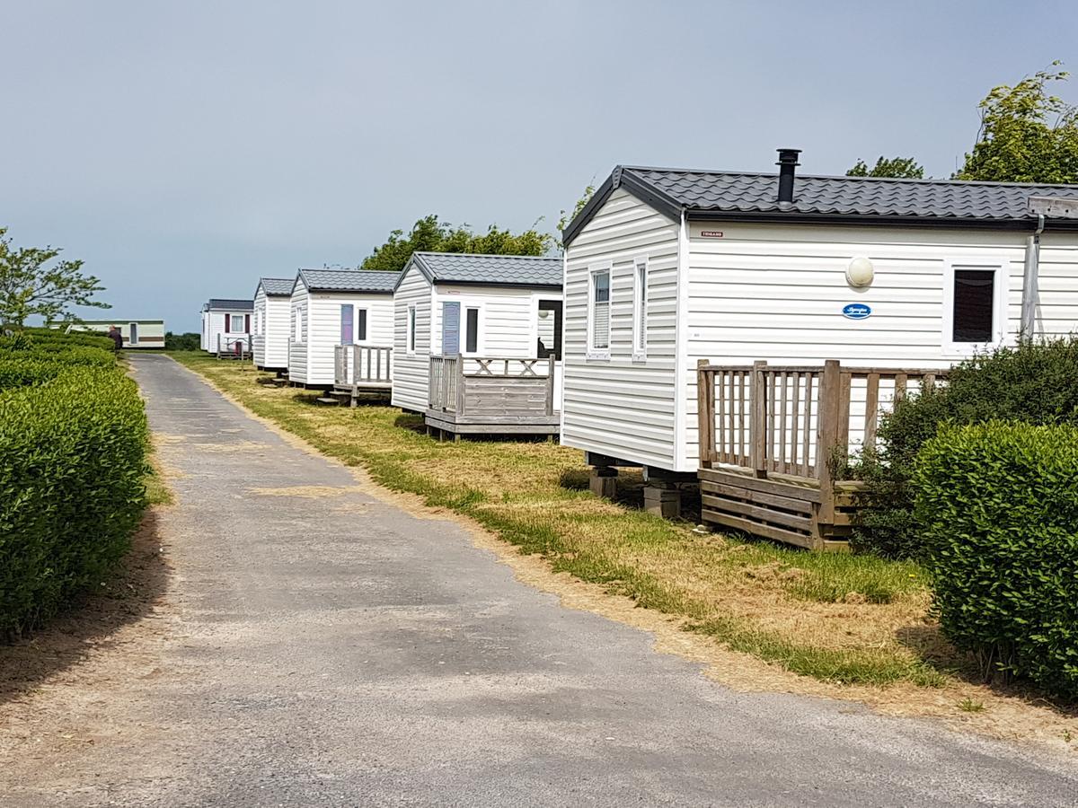 Camping L'Oiseau Blanc Сассто-ле-Мокондюї Екстер'єр фото